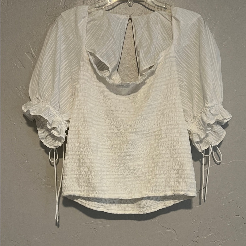 Elegant Anthropologie White Women's Top